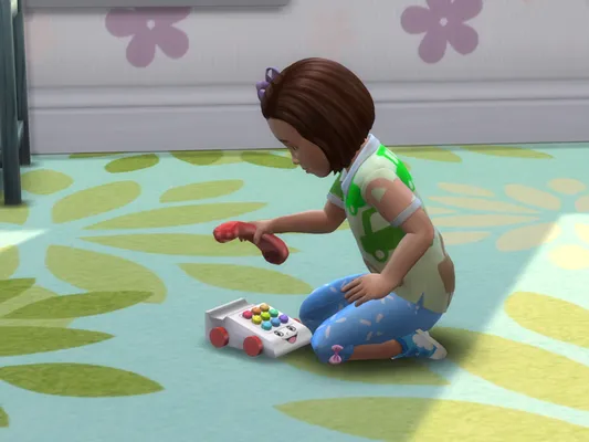Toddler play telephone